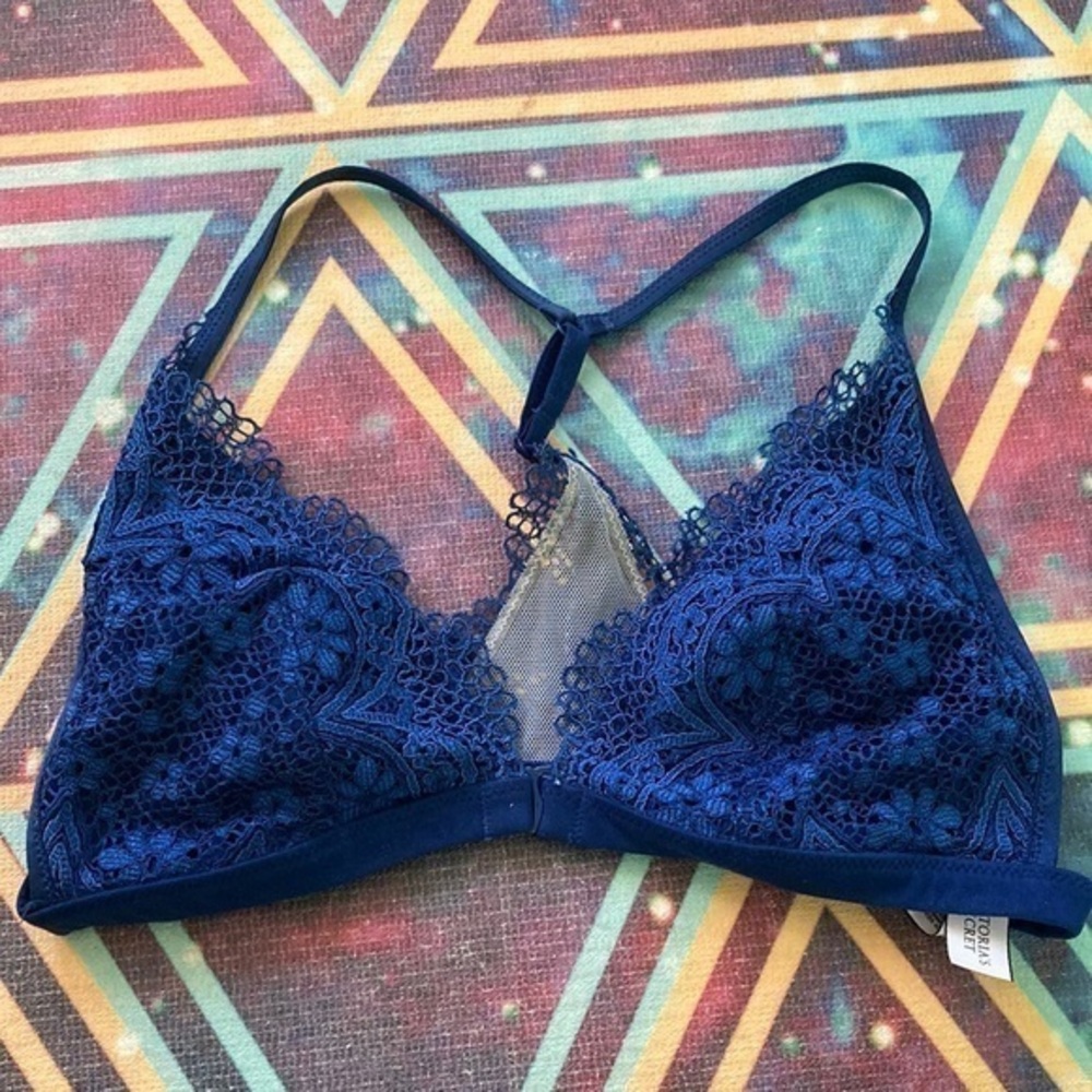 Victoria secret’s lace bralette